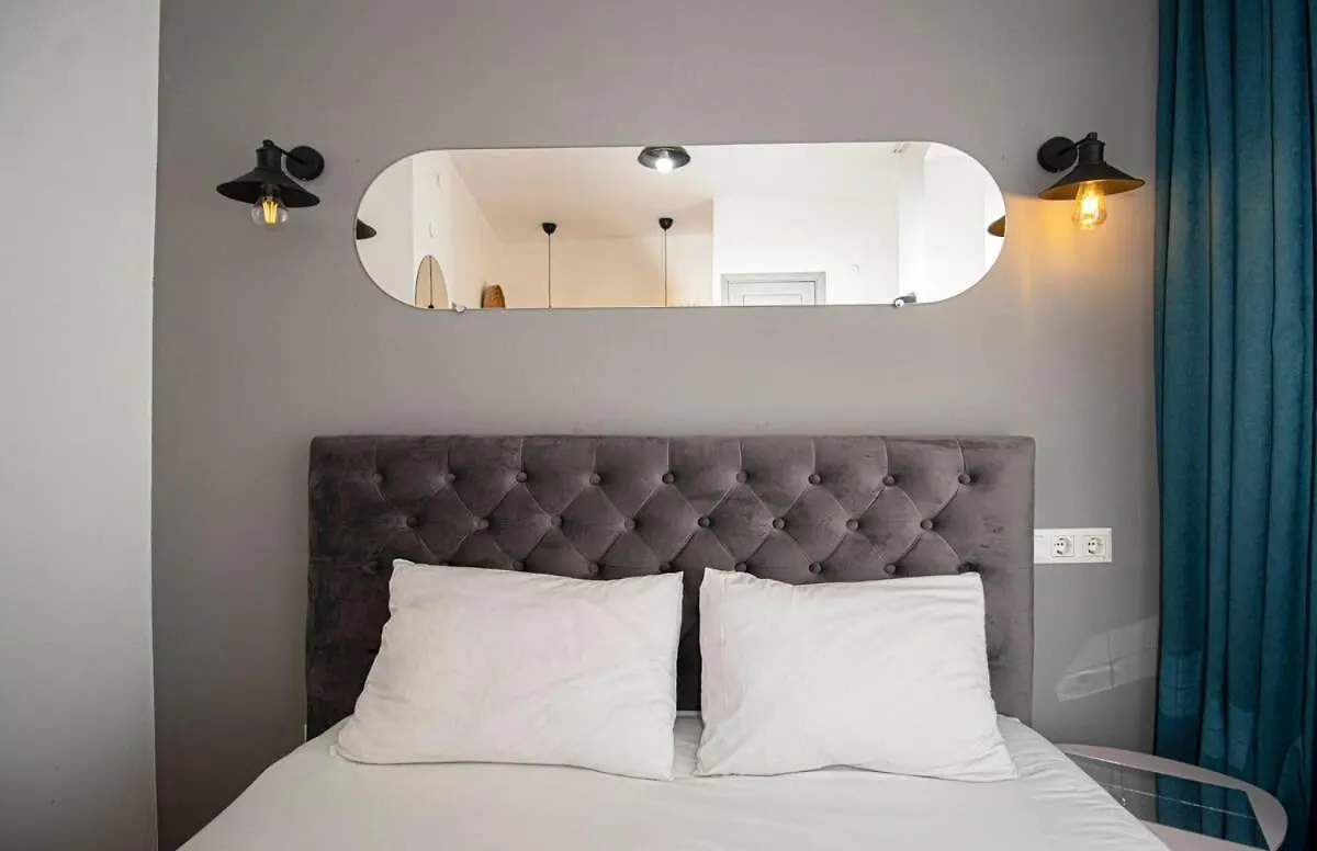 아파트 Charming Studio In Central Tbilisi - By Wehost